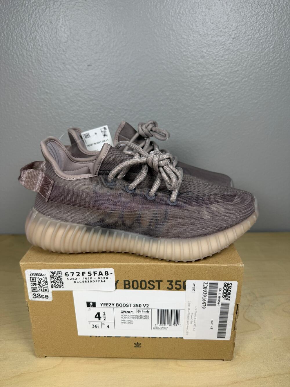 adidas Yeezy Boost 350 V2 Mono Mist Size 4.5 Brand New